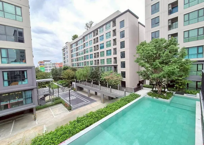A Calm With Pool & Private Balcony
